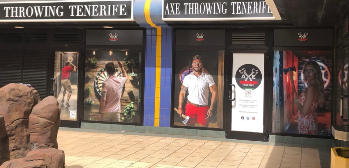 Axe Throwing Tenerife Team