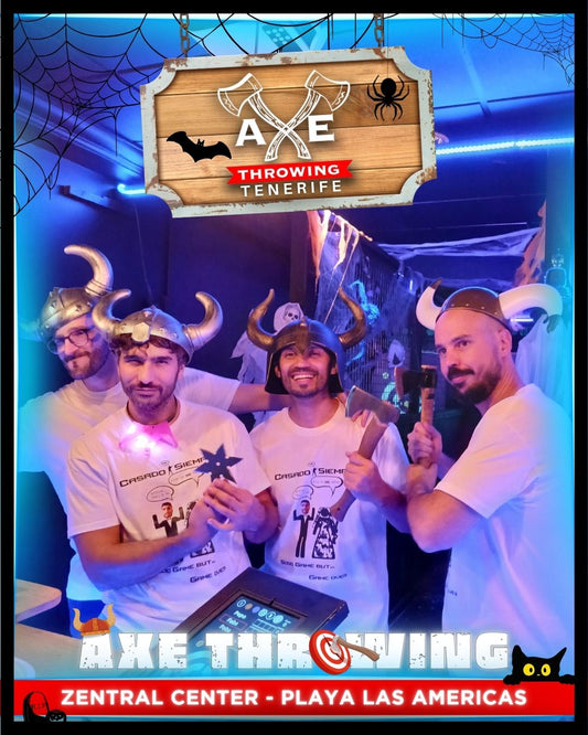 Enterrement de vie de garçon à Axe Throwing Tenerife 🎯🪓